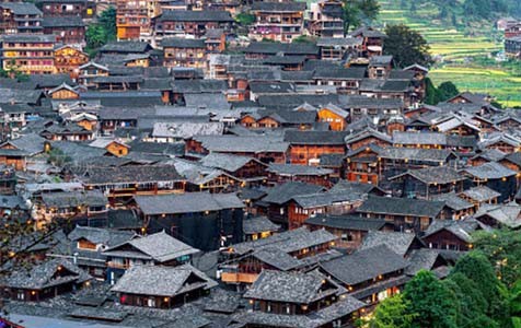 天全6种常见的外墙仿石漆施工工艺！